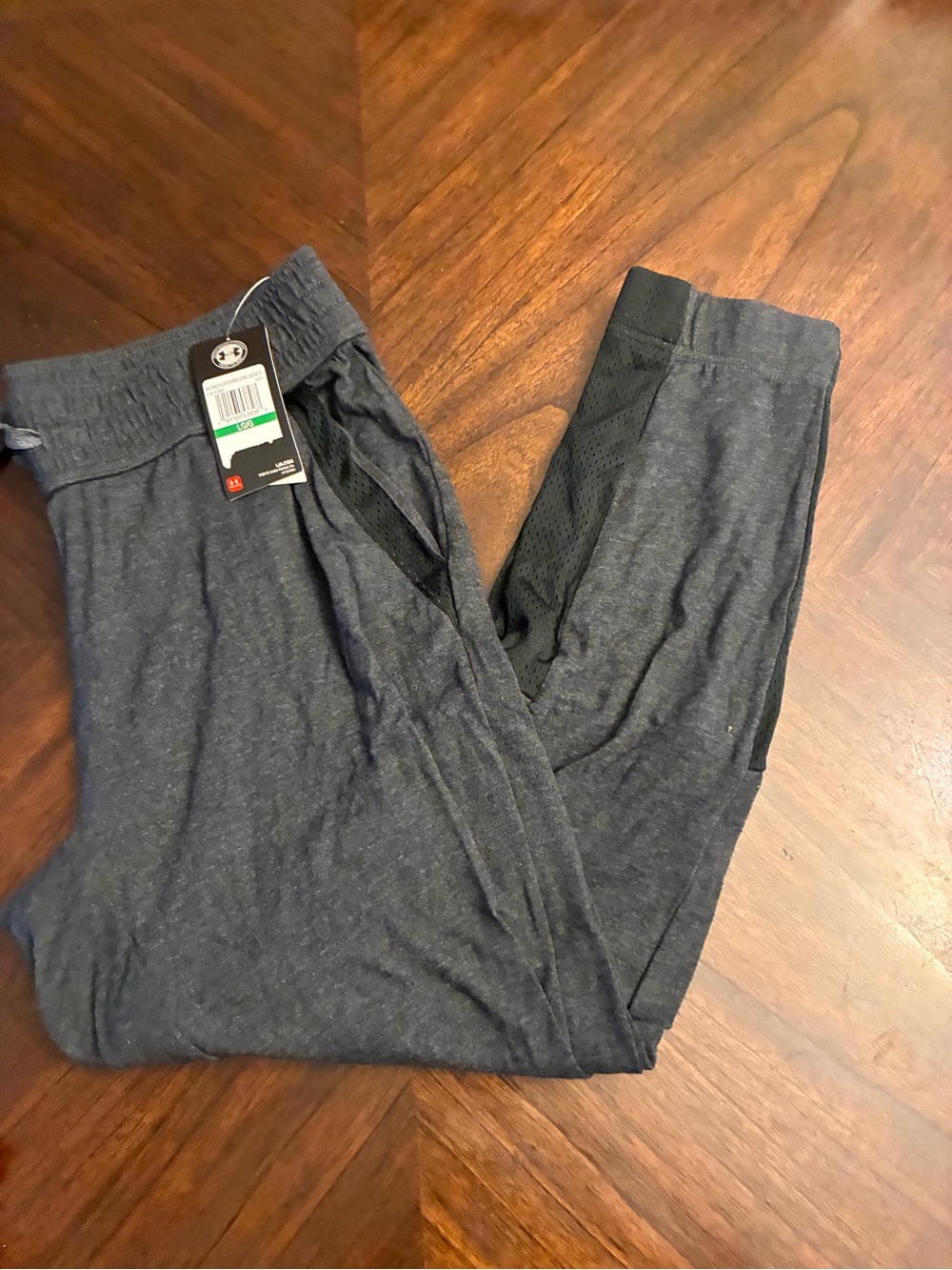 New Under Armour Women's Sportstyle sweatpants 
Size Large